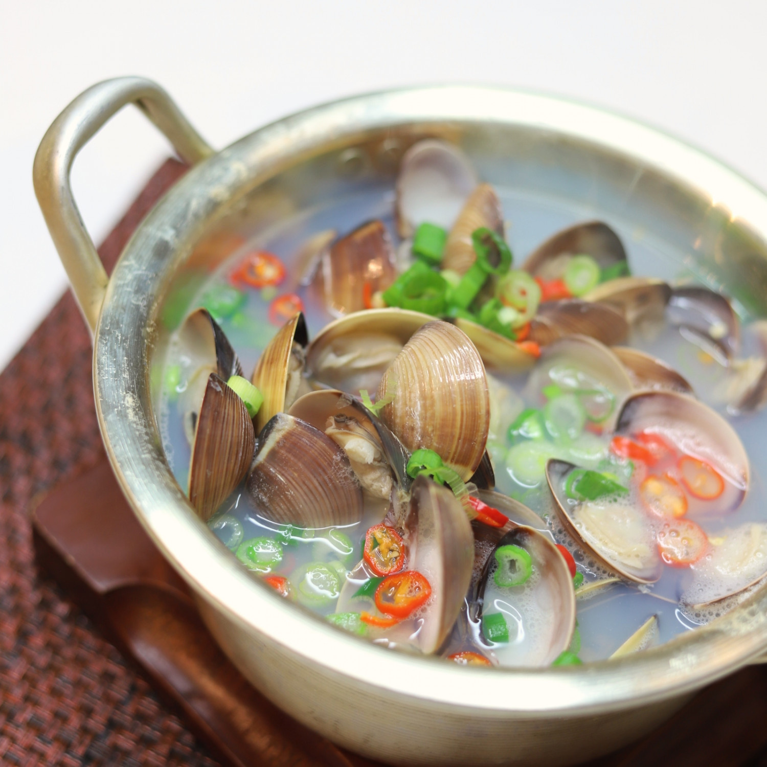 Korean clam broth - Jogaetang recipe