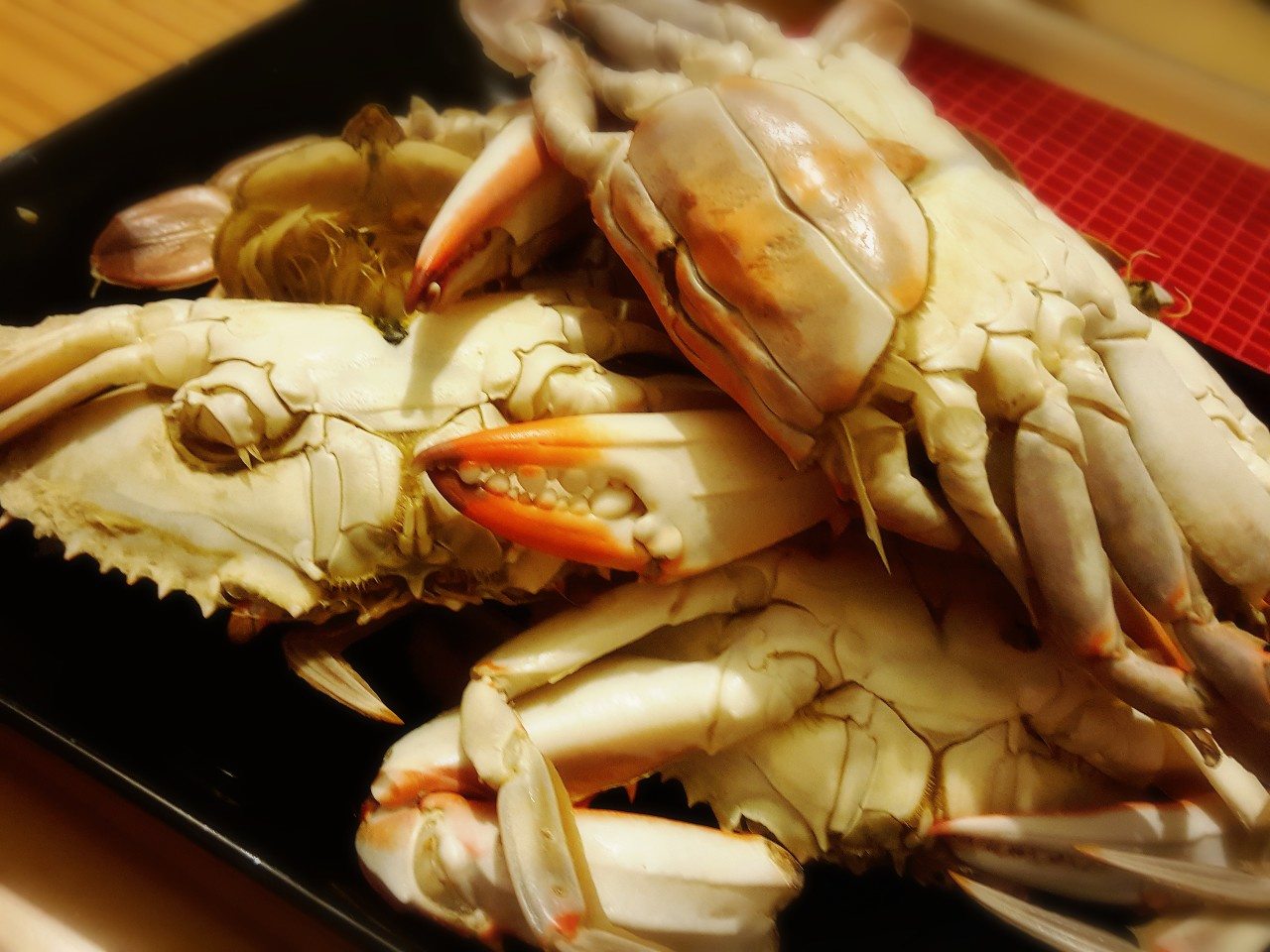 사랑가득밥상(아이들과연말파뤼)짜투리해물 전부투하 칼국수&국물진한... 데낄라 두어잔 빠질수 없어 한잔 마셔보며탈탈 털어 국물까지...옴마~아... 