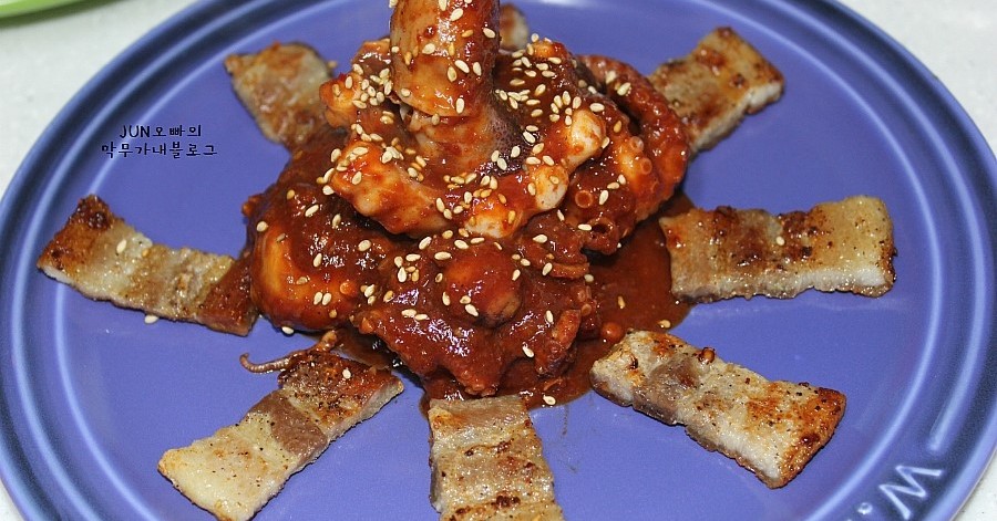 매콤칼칼한 쭈꾸미삼겹삽 볶음
