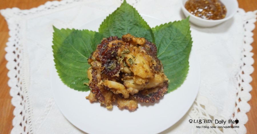 Making Octopus Chicken With Garlic Soy Sauce Sauce