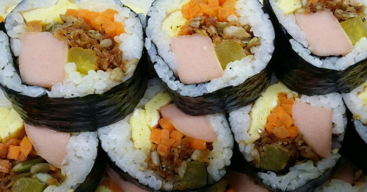 멸치김밥, 재료 듬뿍넣은 왕김밥