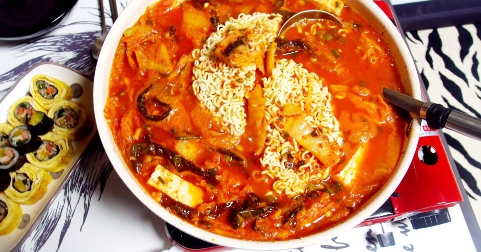 #멸치김치찌개 #천연조미료육수로 만드는 담백한 김치찌개만들기 | Recipe Cart