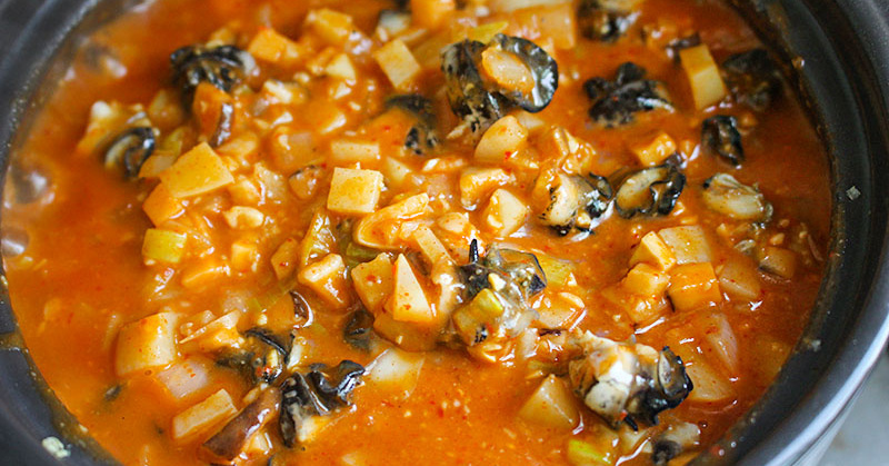 [요즘 집밥] 우렁이 된장 삼각 양배추쌈 레시피 4