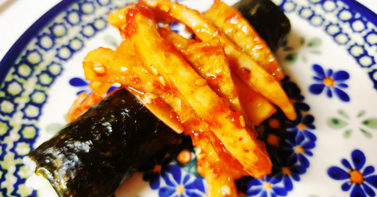 매콤한 충무 꼬맹이 김밥