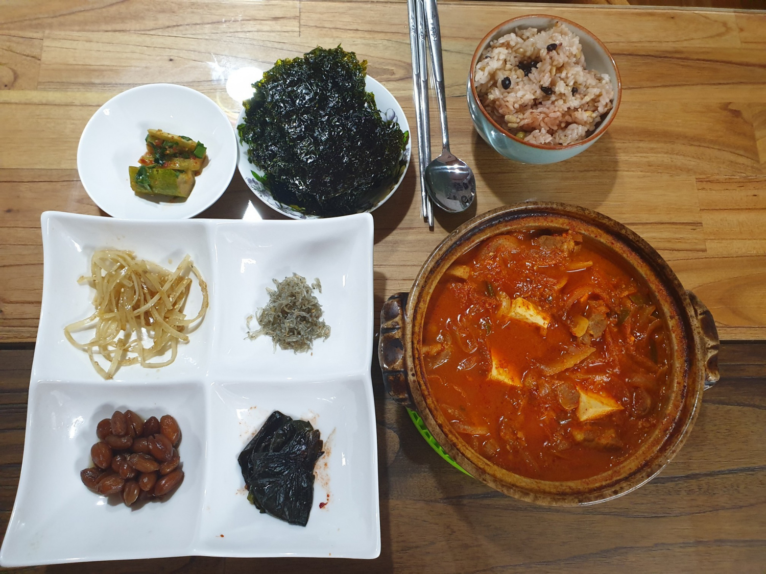 목살 김치 찌개