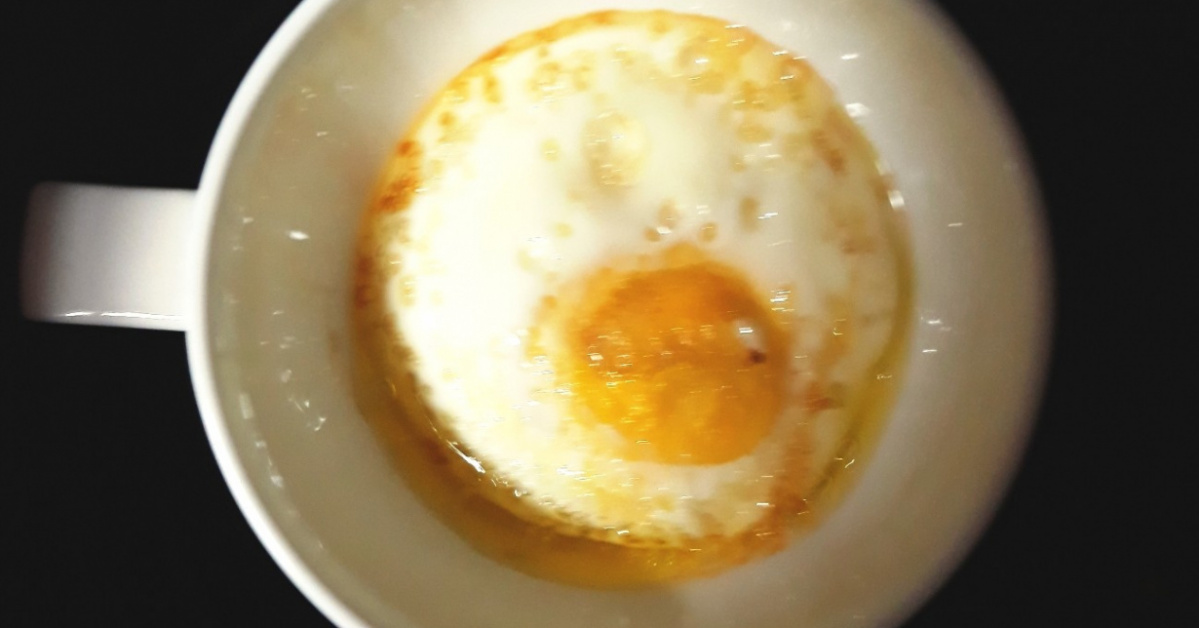 에어프라이어로 간편하게 달걀후라이
