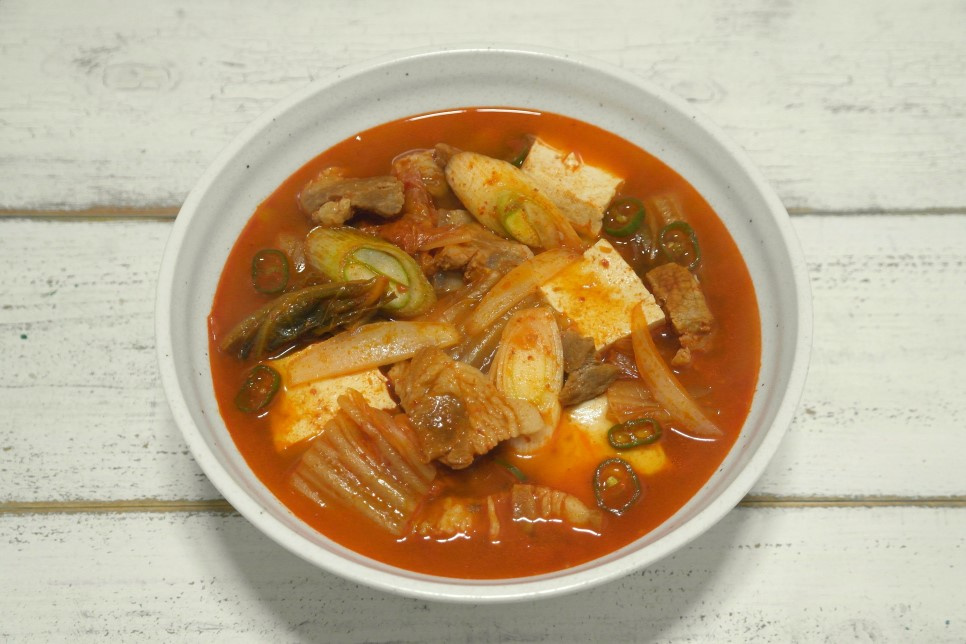 돼지고기 김치찌개 만드는 법 이렇게 만들면 맛있어요