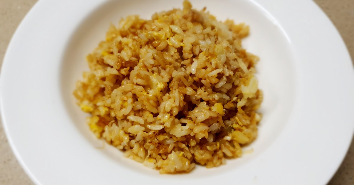 Egg fried rice with soy sauce is so good