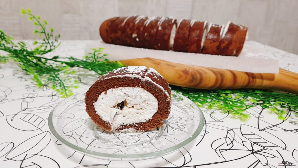 AMAZING Tiramisu Cake Roll with Italian Mascarpone Frosting!! - YouTube