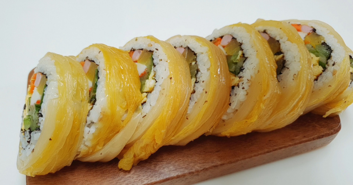묵은지김밥 만들기 새콤하고 아삭한 식감이 별미네~