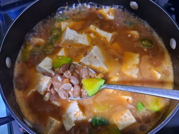 [Jjigae] A simple but delicious way to cook cheonggukjang