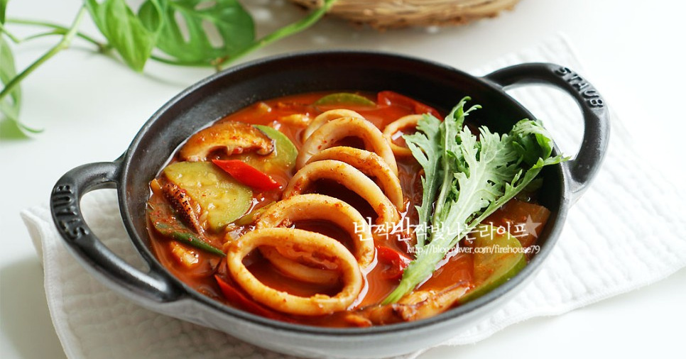 칼칼한 오징어찌개 만드는법