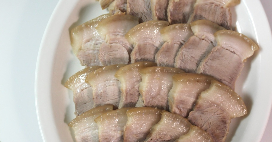 돼지고기 수육 맛있게 삶는 법 간단수육 삶는 시간 앞다리살 삶기