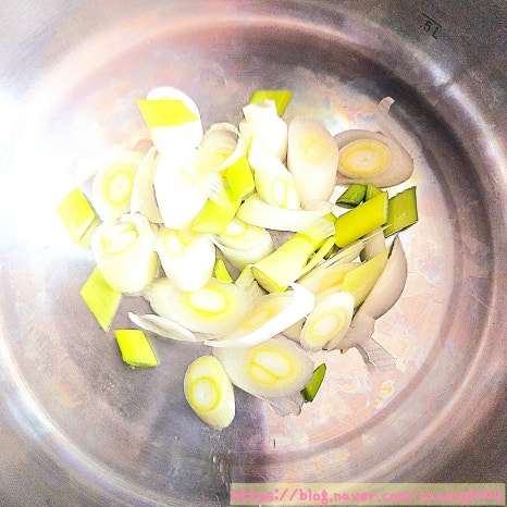 class="se-image-resource"